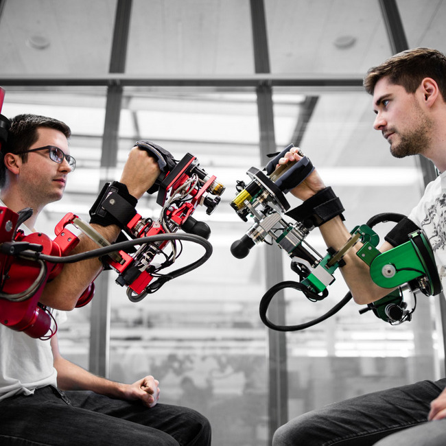Enlarged view: picture from subproject Social rewards in robot-assisted multi-subject rehab exercises