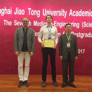 Fabian Just obtains the first prize at the Shanghai Jiao Tong University Academic Forum for Doctoral Students